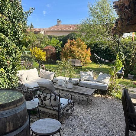 Chambres Et Table D'Hotes Au Brabo Mormoiron Exterior foto